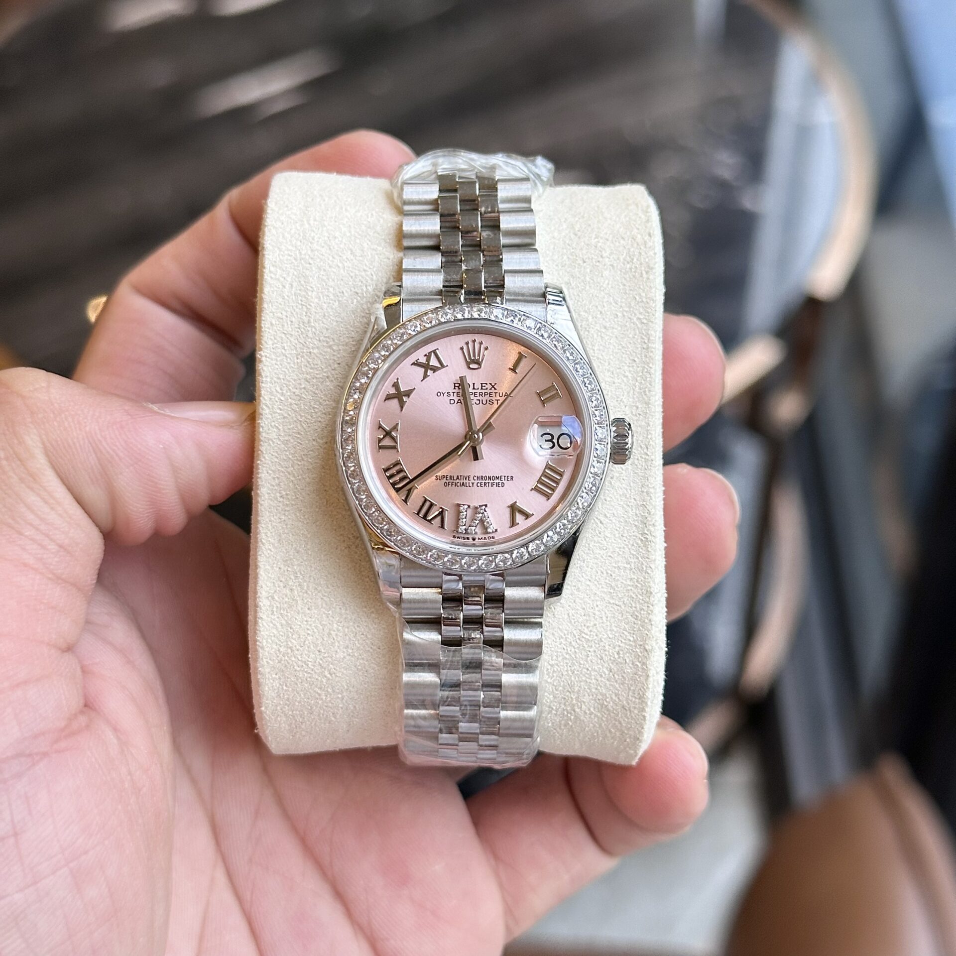 Rolex DateJust With Diamonds Pink Dial Replica Women-s Watch EW 31mm - Soul Replicas