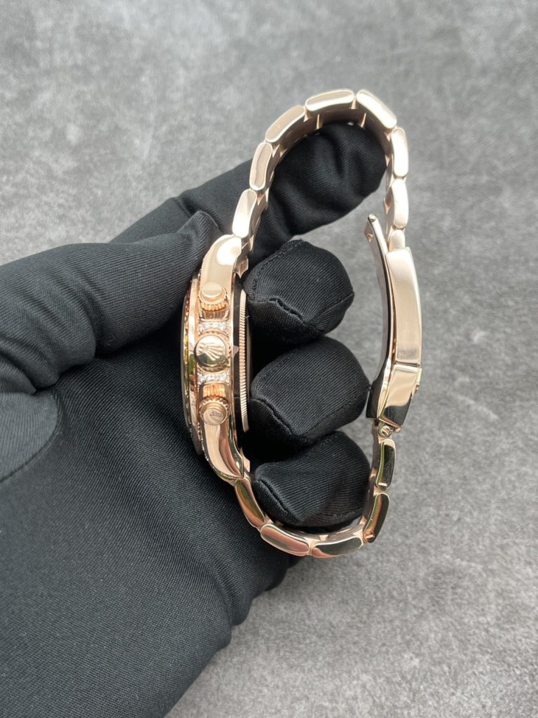 Rolex Custom Daytona Rainbow M116595R 18K Solid Gold And Gemstones 40mm - Soul Replicas