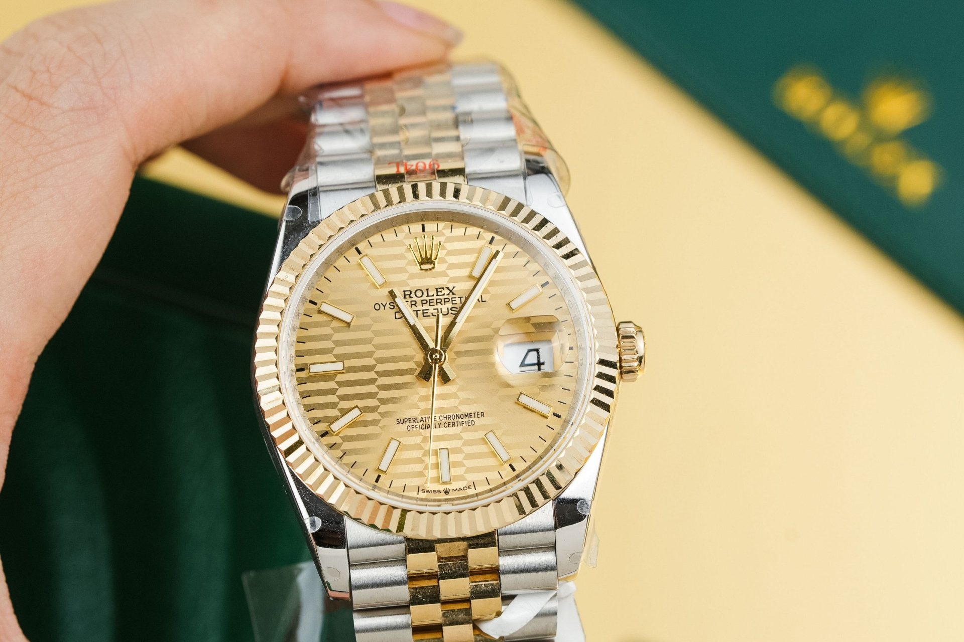 Rolex Best Replica Watch DateJust 126233 Yellow Champagne Fluted Dial Gold Wrapped 36mm - Soul Replicas