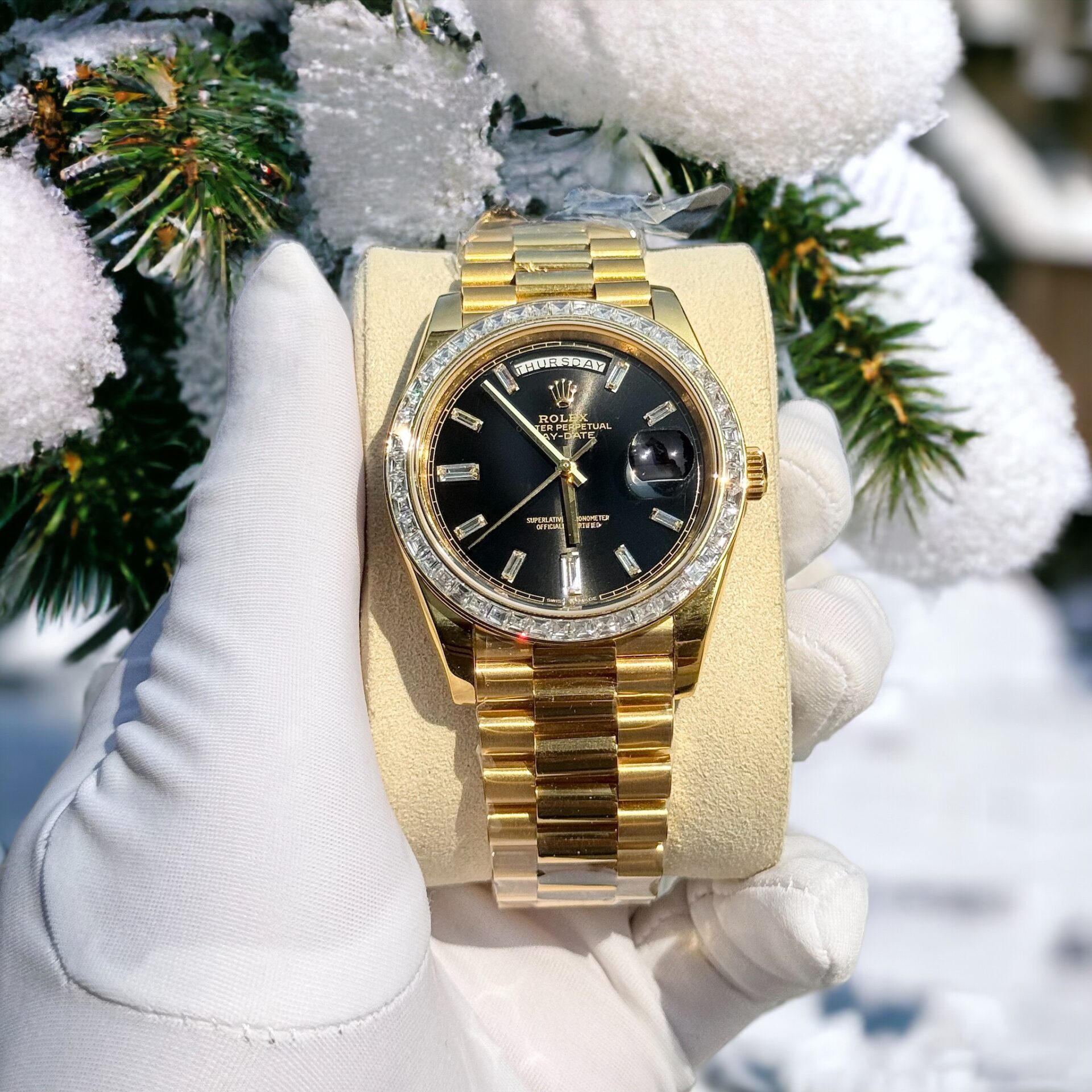 Rolex Day-Date 228238 Replica Watch 18K Gold Wrapped Moissanite Bezel GM 40mm - Soul Replicas