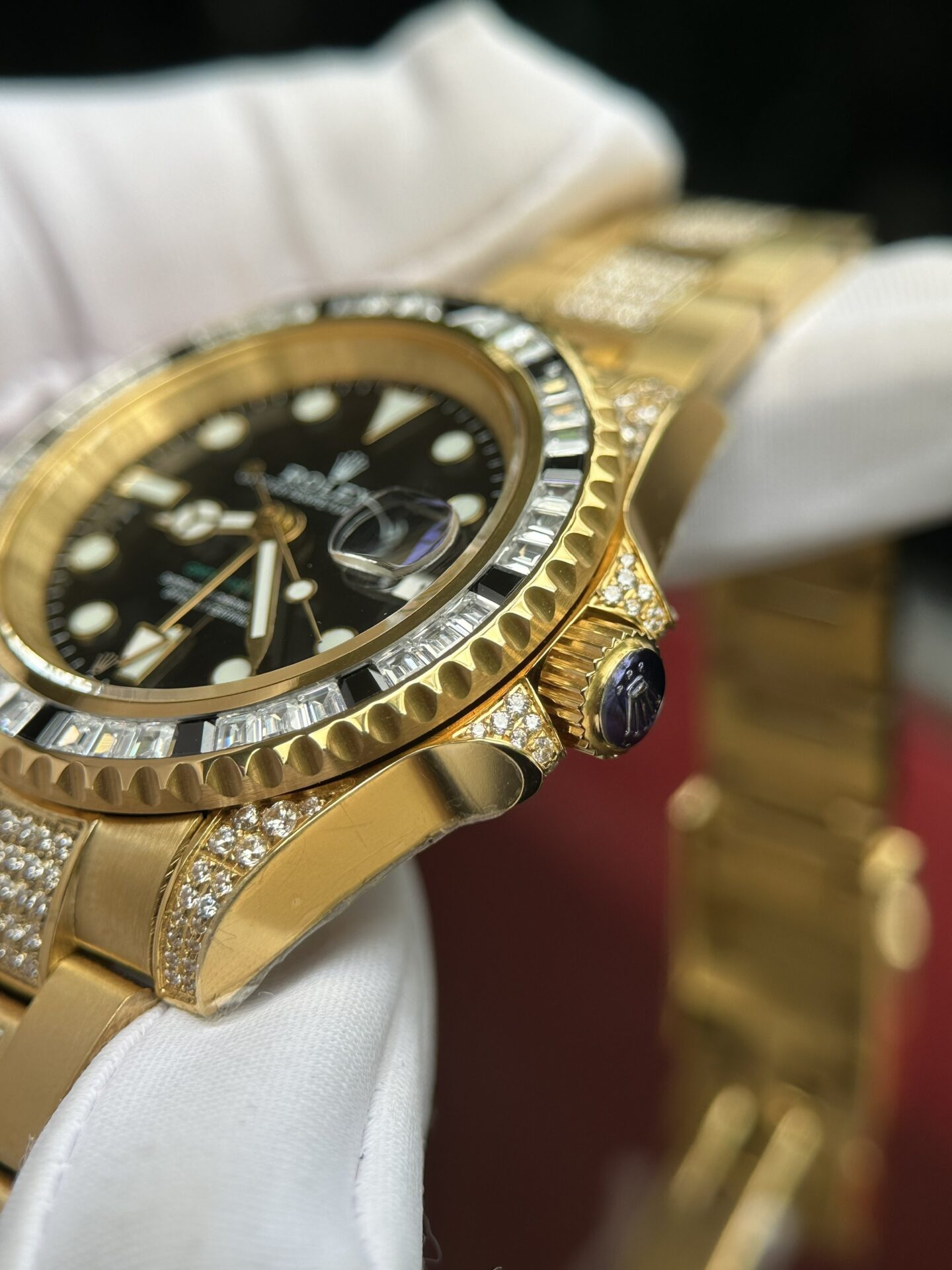 Rolex GMT-Master II Replica 1:1 Watch With Full Diamond Black Dial 40mm - Soul Replicas