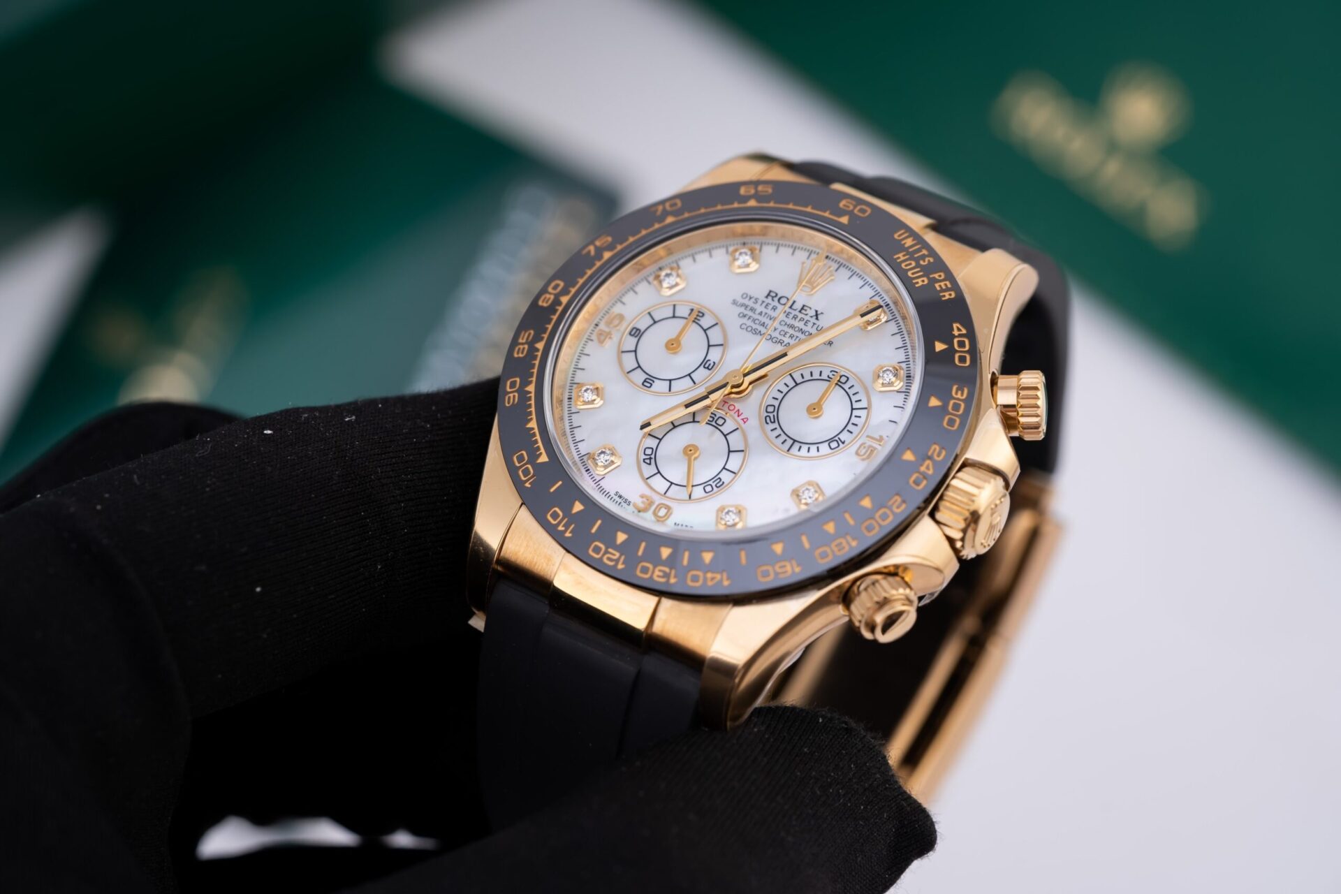 Rolex Cosmograph Daytona Custom Mother Of Pearl & Moissanite Diamonds Dial 40mm - Soul Replicas