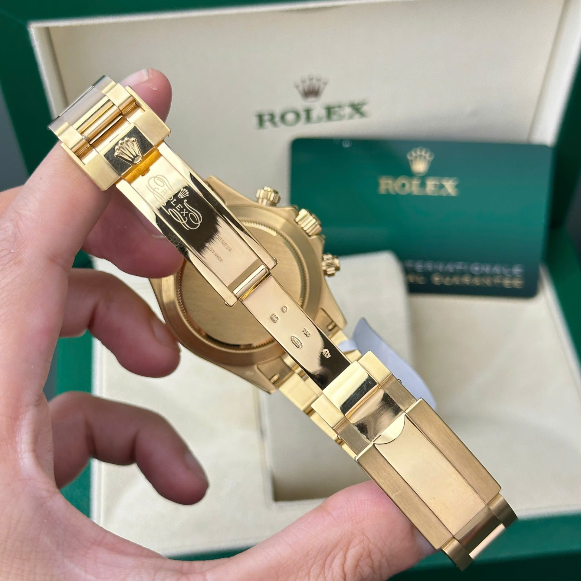 Rolex Daytona 116508 Gold Wrapped Replica 11 Watch Dial Mother Of Pearl 40mm - Soul Replicas