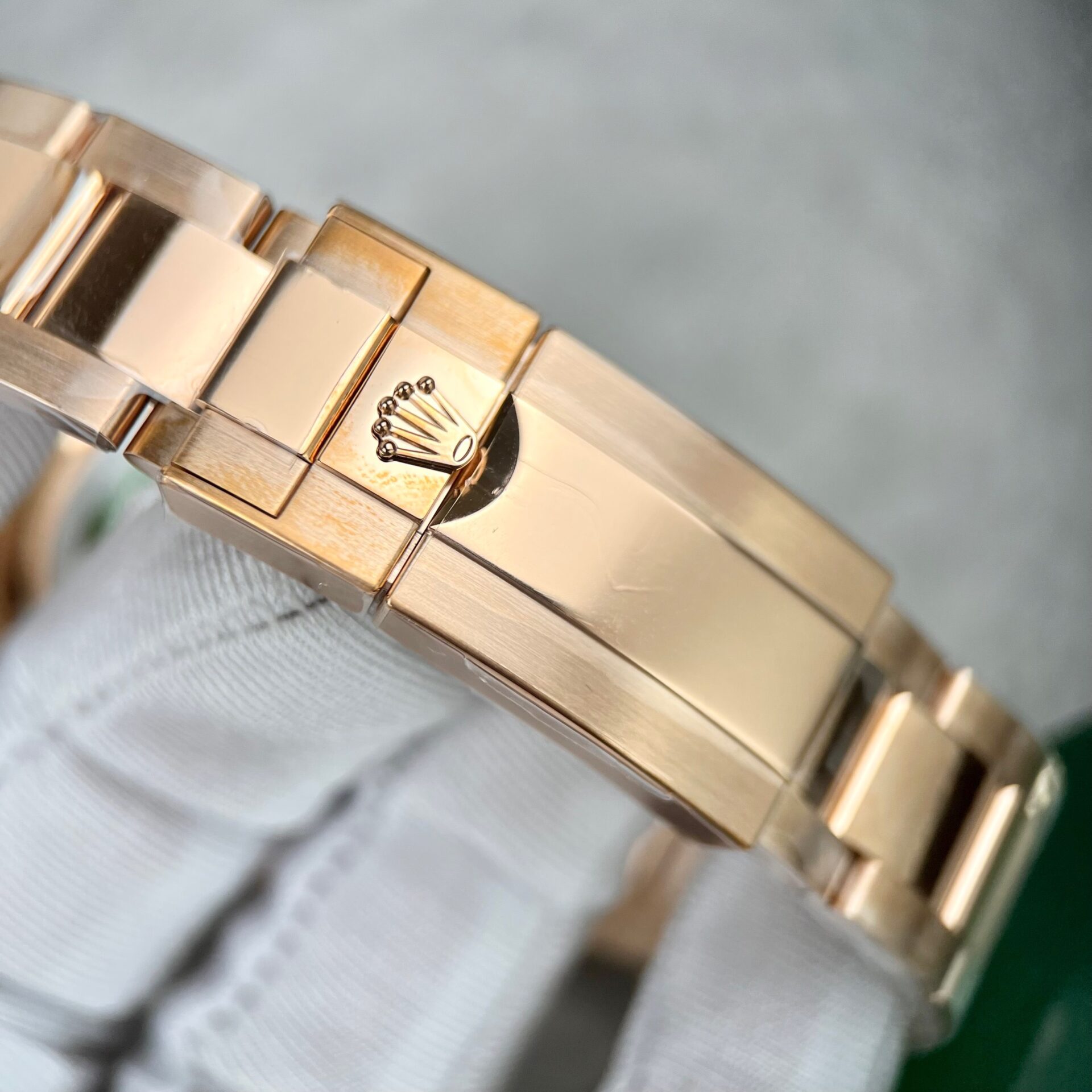 Rolex Replica Watches Daytona 116505 Pink Dial BT Factory 40mm - Soul Replicas