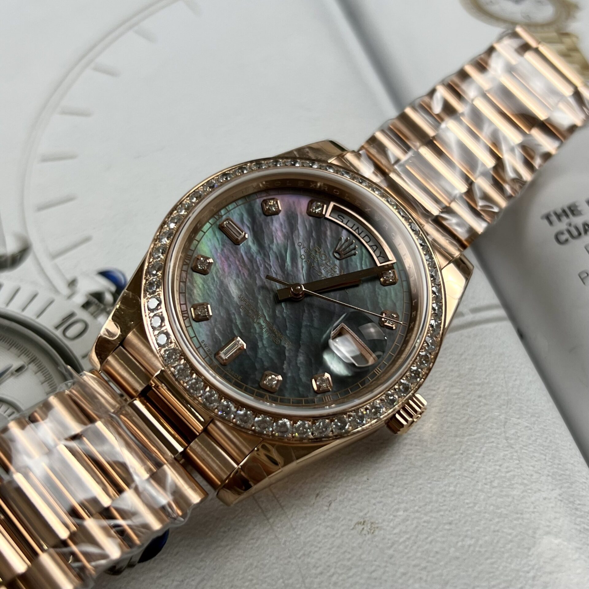 Rolex Day-Date Fake Watch Mother Of Pearl Dial TW Factory 40mm - Soul Replicas