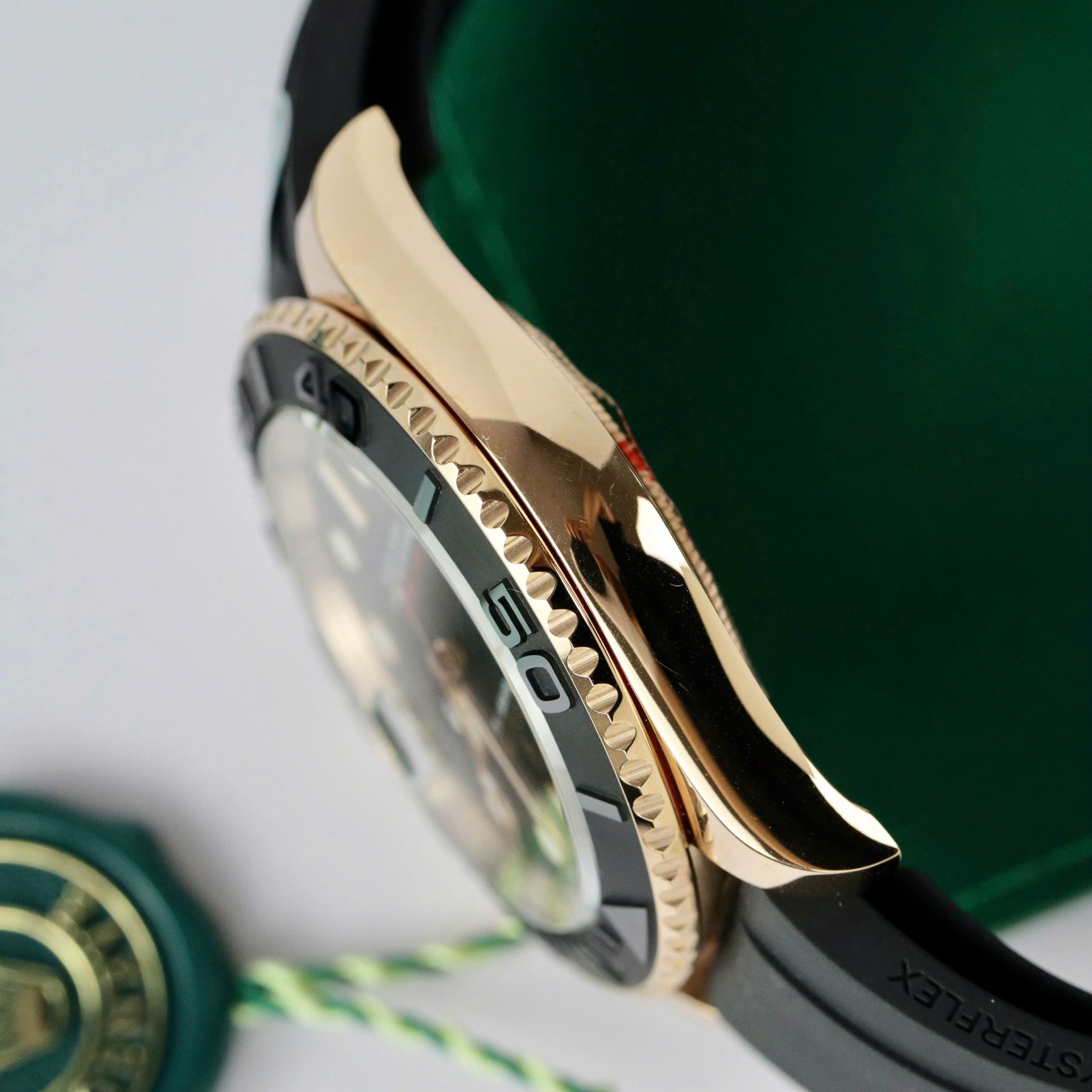 Rolex Yacht-Master 18K Rose Gold Case Replica Watch Black Dial 40mm - Soul Replicas