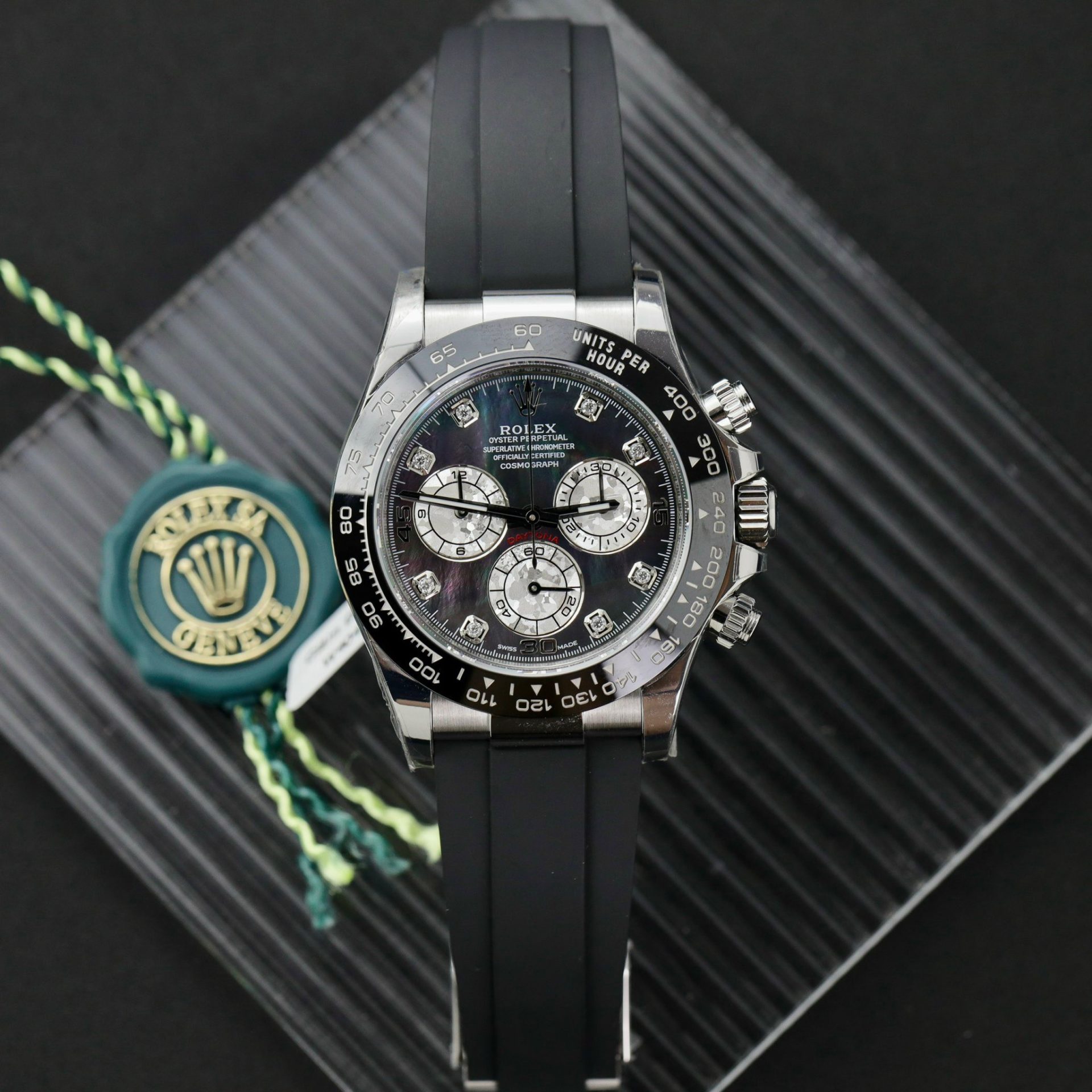 Rolex Replica Watch Daytona Dial Mother Of Pearl & Moissanite Diamonds Custom 40mm - Soul Replicas