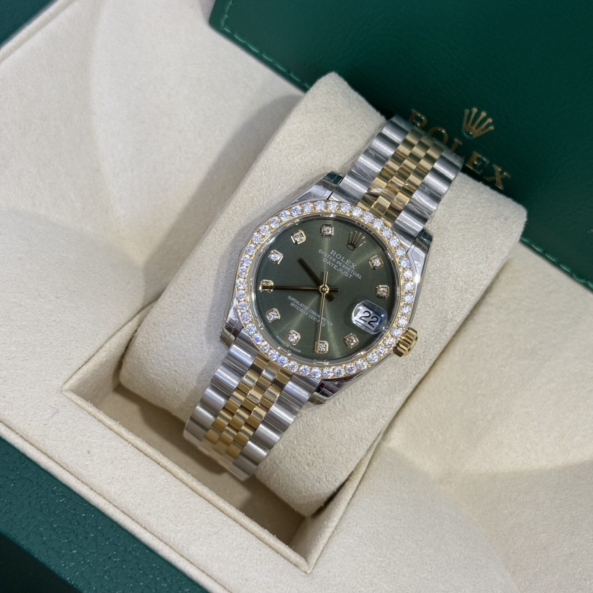 Rolex DateJust Replica Watch Moissanite Diamond Green Dial 31mm - Soul Replicas