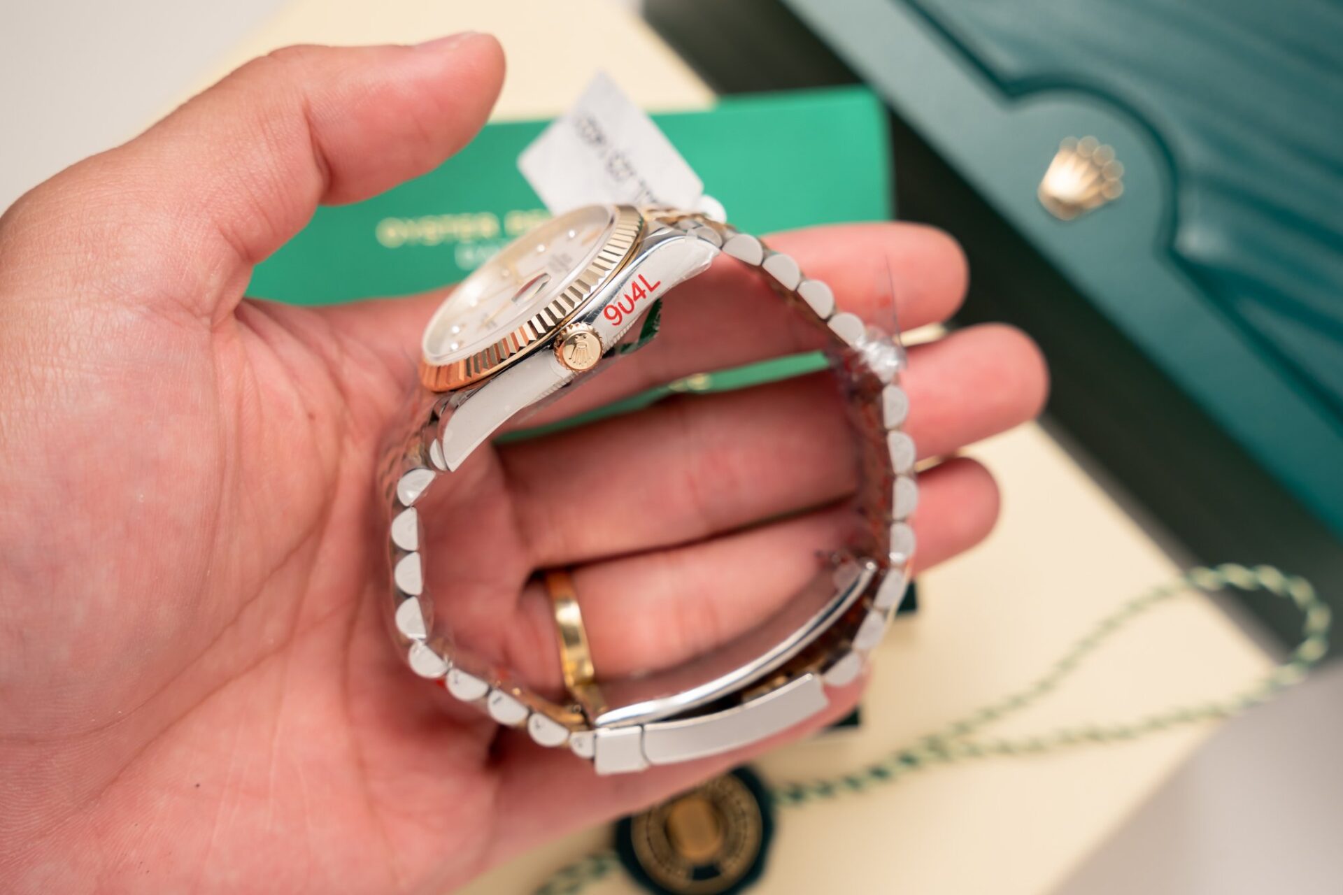 Rolex Best Replica Watch DateJust Mother Of Pearl Dial Gold Wrapped GM Factory 36mm - Soul Replicas