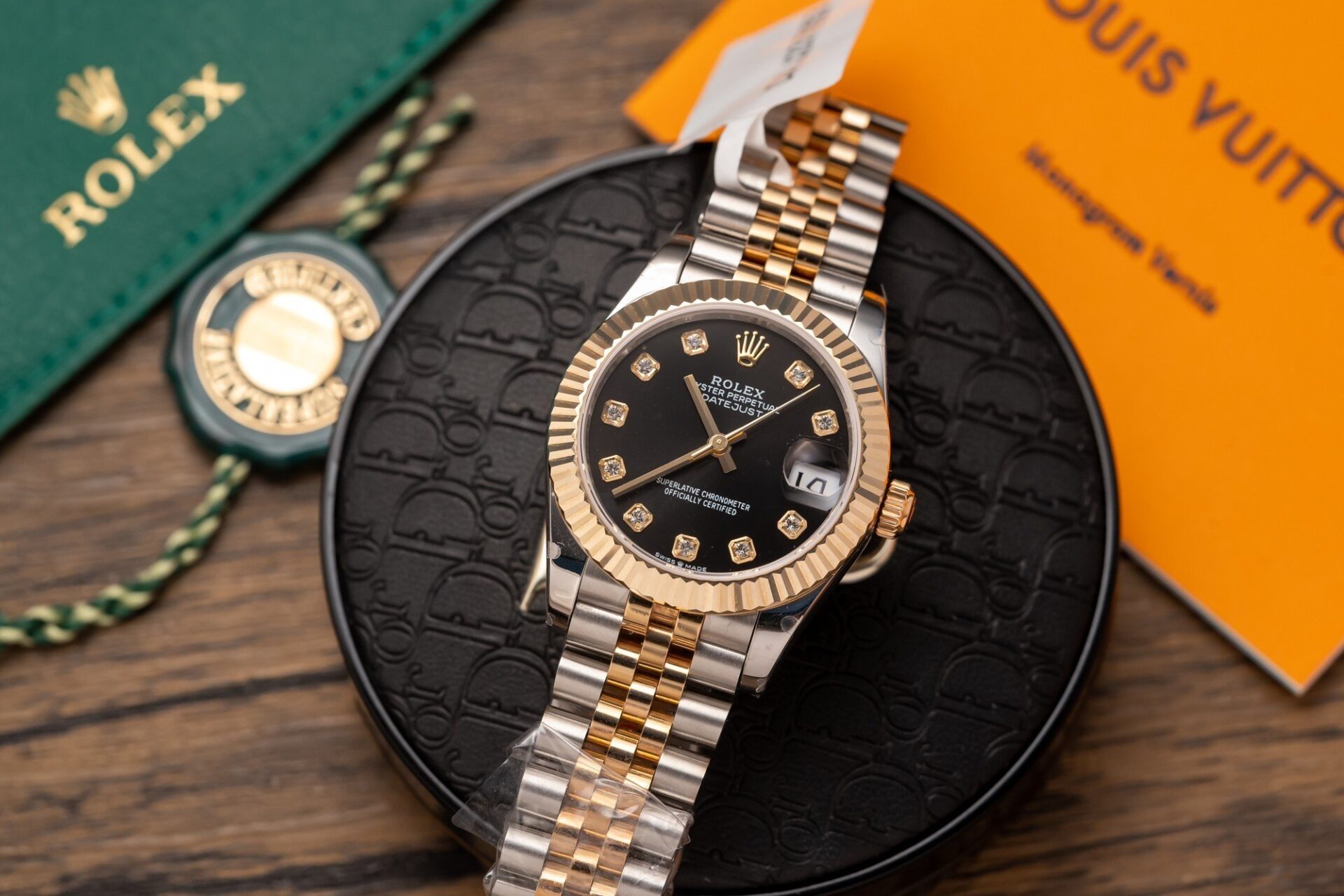 Rolex Best Replica Watches DateJust Gold Wrapped Black Dial 31mm - Soul Replicas