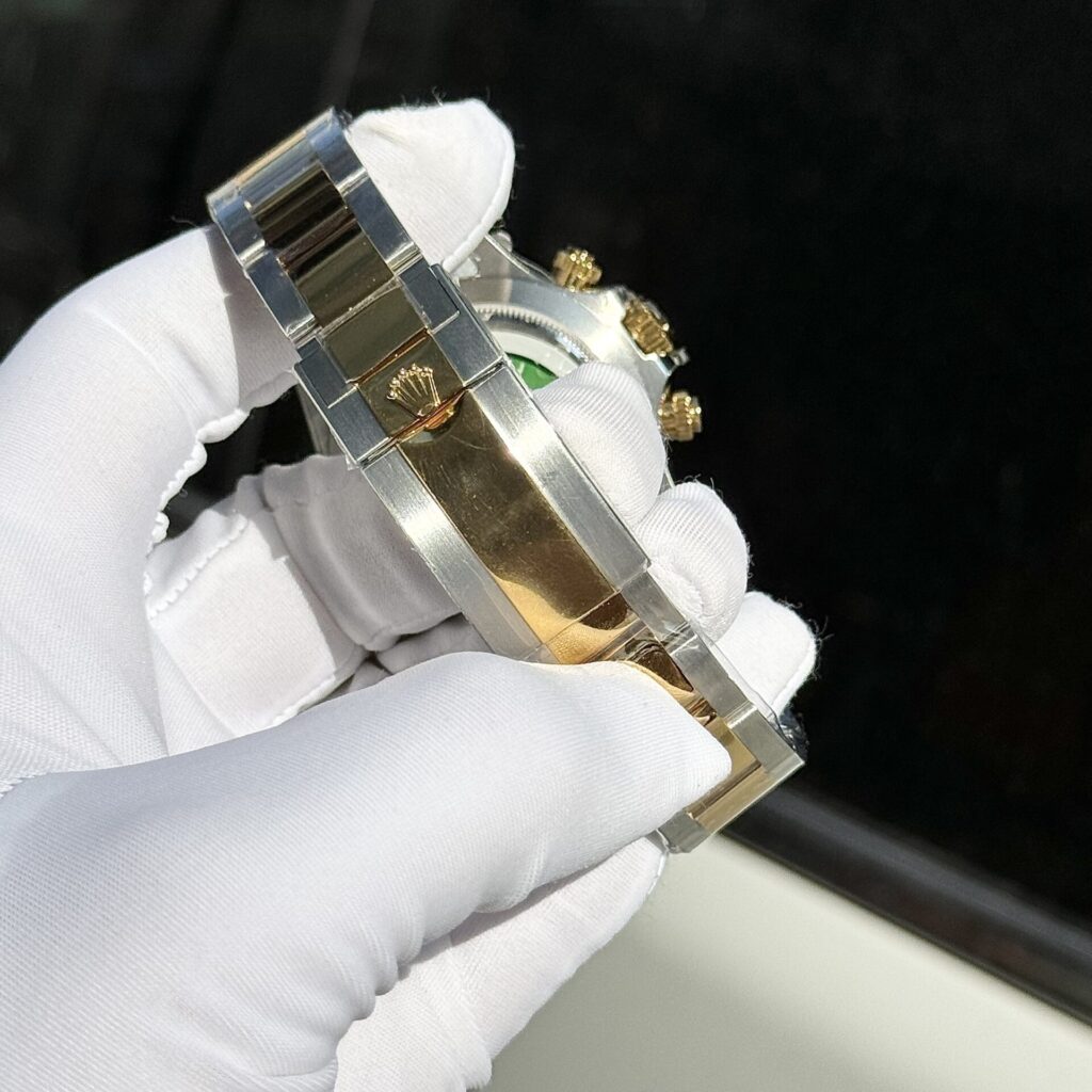 Rolex Cosmograph Daytona Replica Watch Mother Of Pearl & Moissanite Diamonds Dial 40mm - Soul Replicas