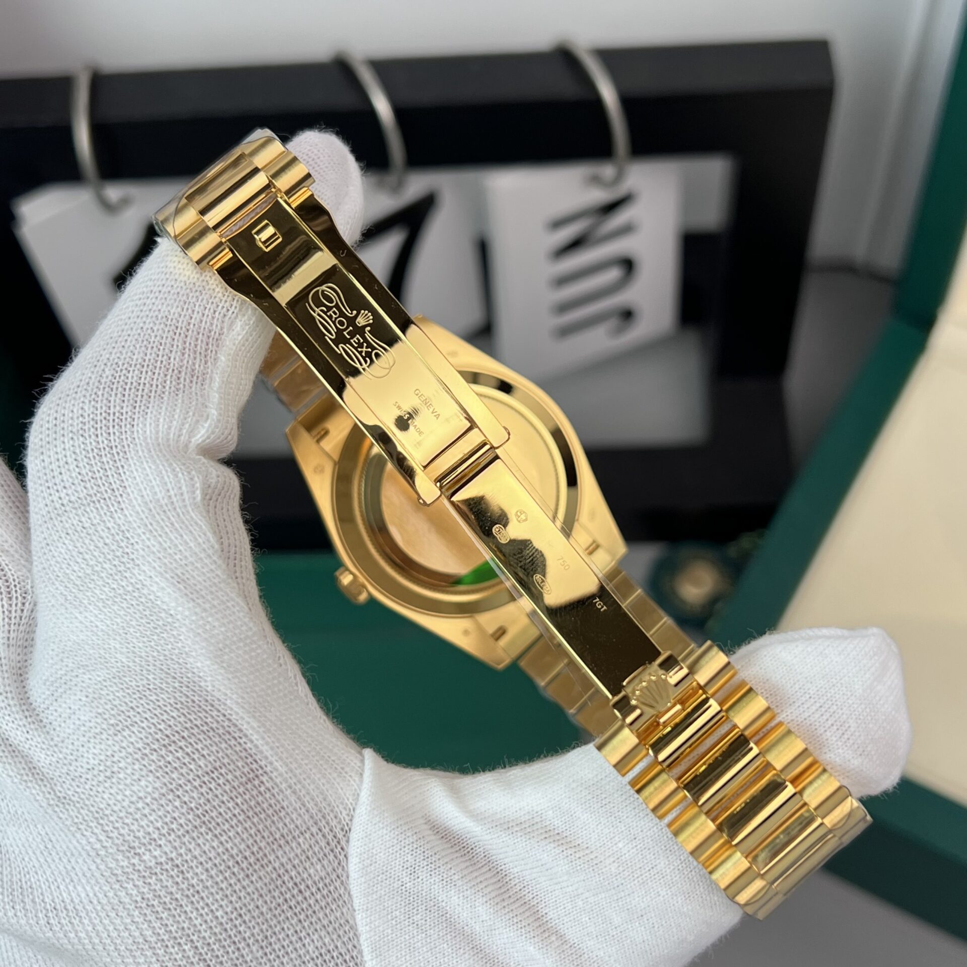 Rolex Day-Date Gold Wrapped Replica Watch Champagne Gold Dial GM V2 40mm - Soul Replicas