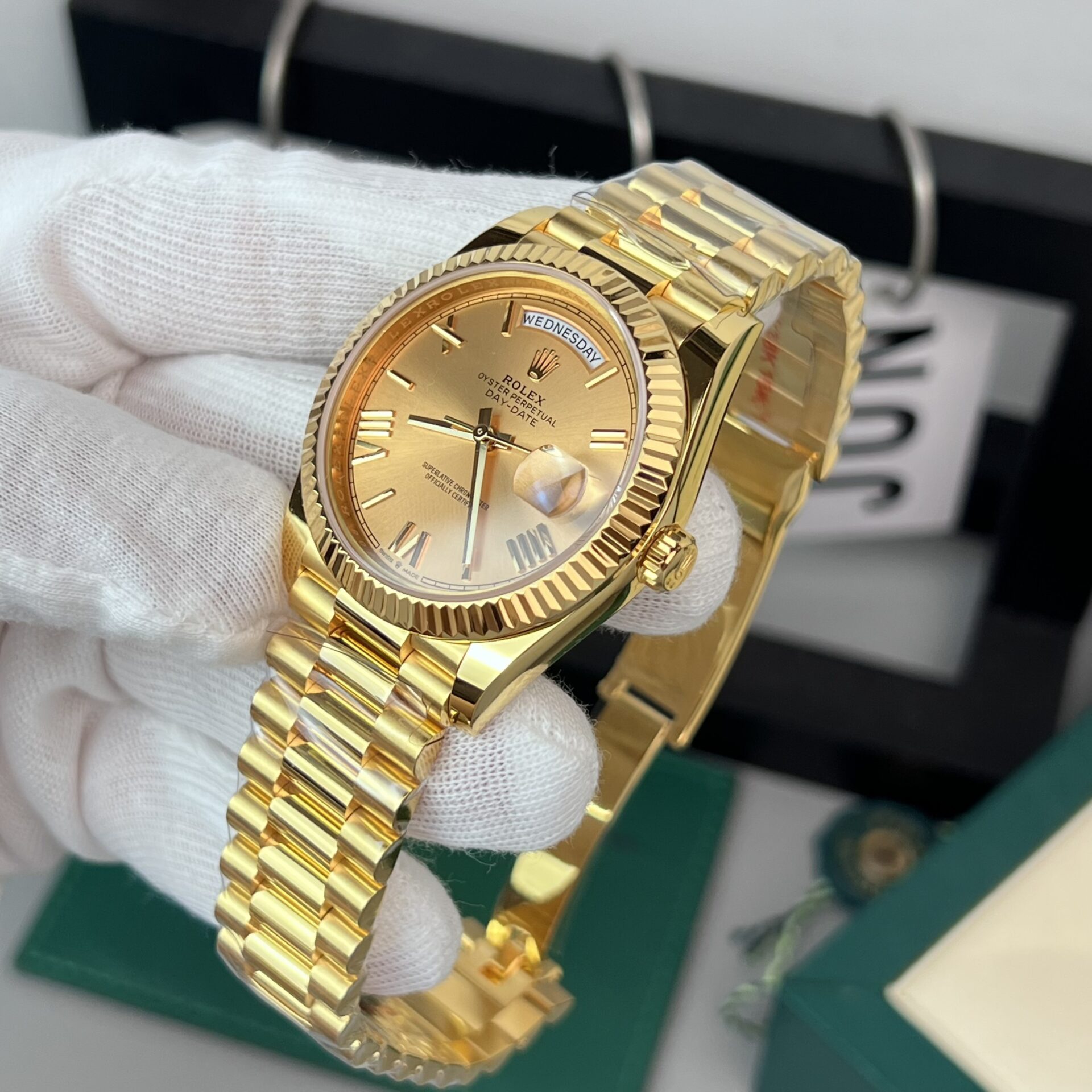 Rolex Day-Date Gold Wrapped Replica Watch Champagne Gold Dial GM V2 40mm - Soul Replicas