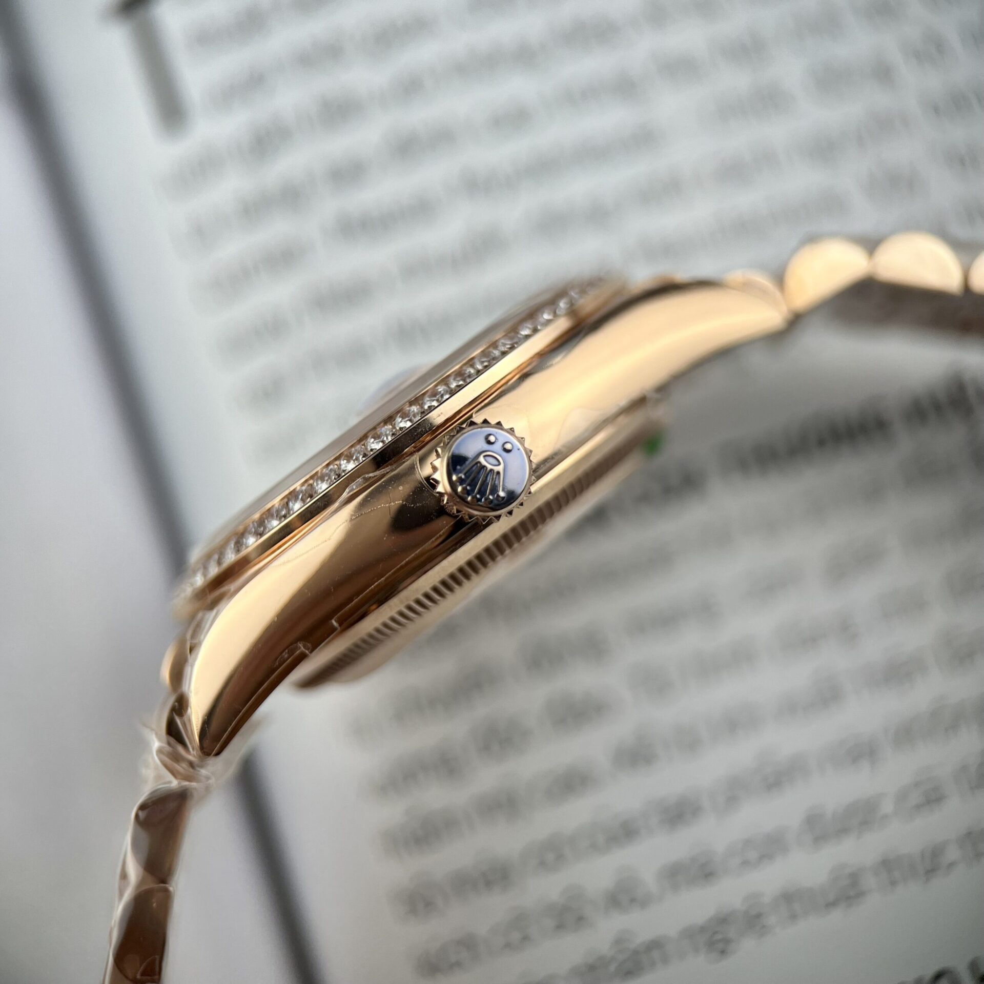 Rolex Clone Watch Day-Date Pink Dial President Strap EW Factory 31mm - Soul Replicas