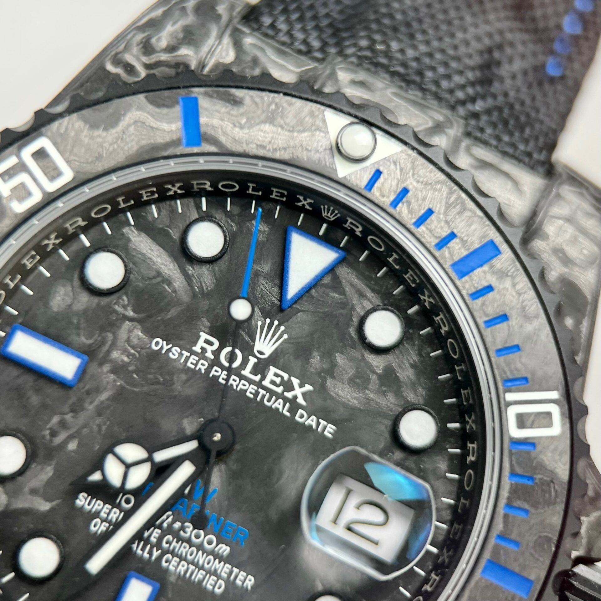 Rolex GMT-Master II Diw Replica 1:1 Watch Carbon Ultra Light 40mm - Soul Replicas
