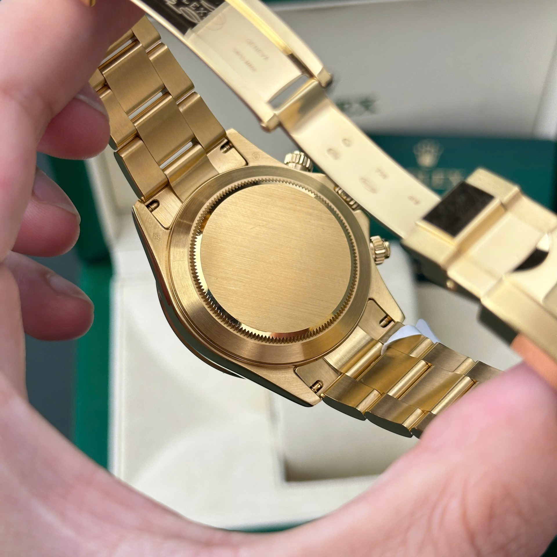 Rolex Daytona 116508 Gold Wrapped Replica 11 Watch Dial Mother Of Pearl 40mm - Soul Replicas