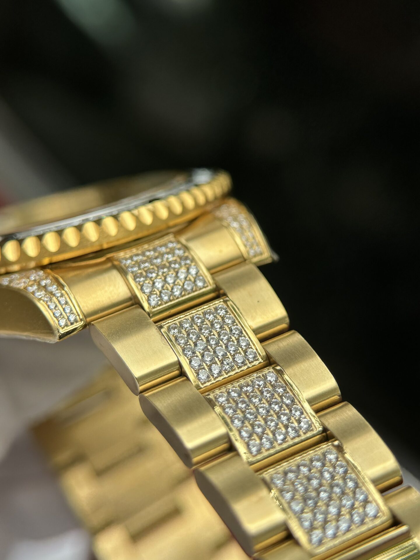 Rolex GMT-Master II Replica 1:1 Watch With Full Diamond Black Dial 40mm - Soul Replicas