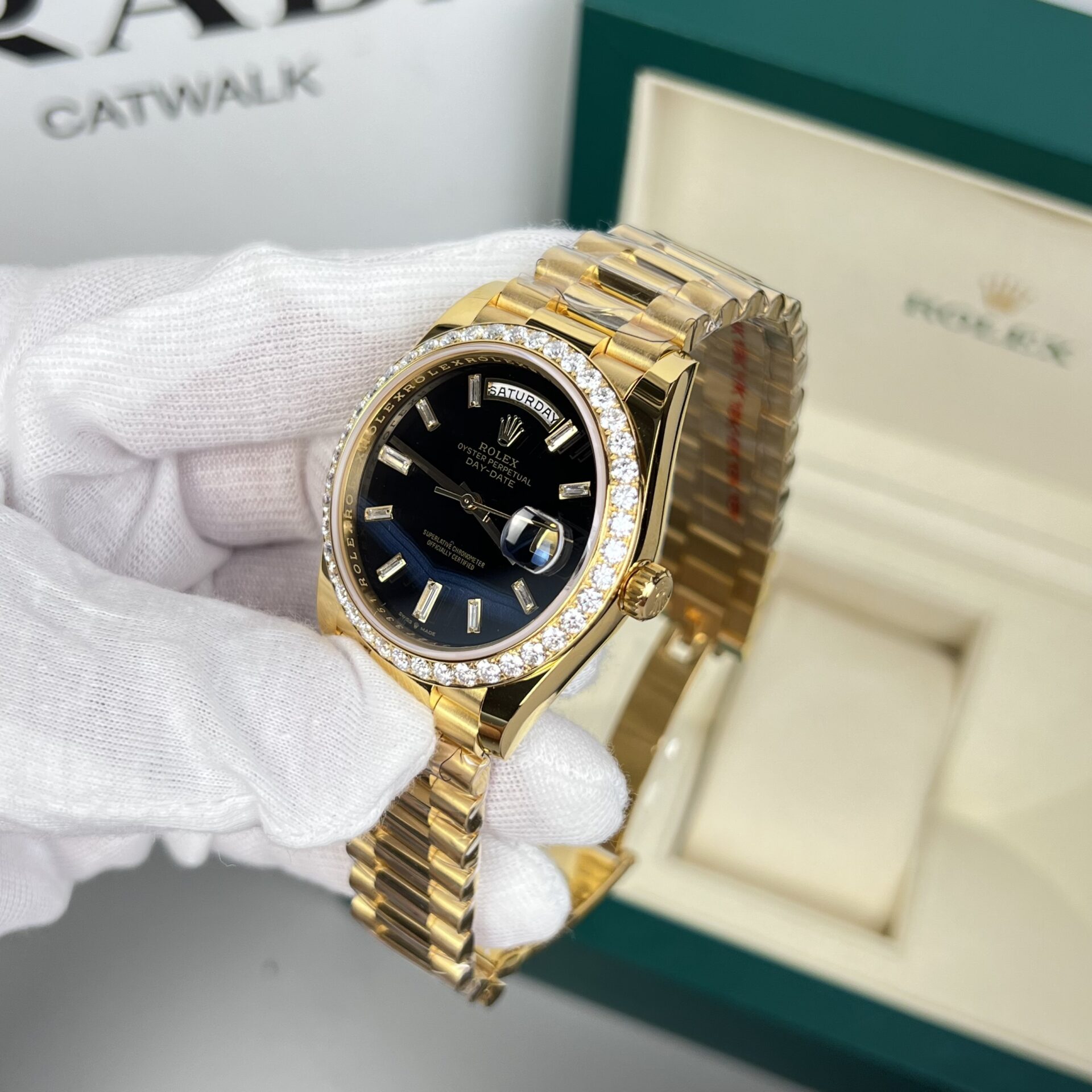 Rolex Day-Date Replica Watch 18K Gold Wrapped Black Dial With Diamond Bezel GM V2 40mm - Soul Replicas