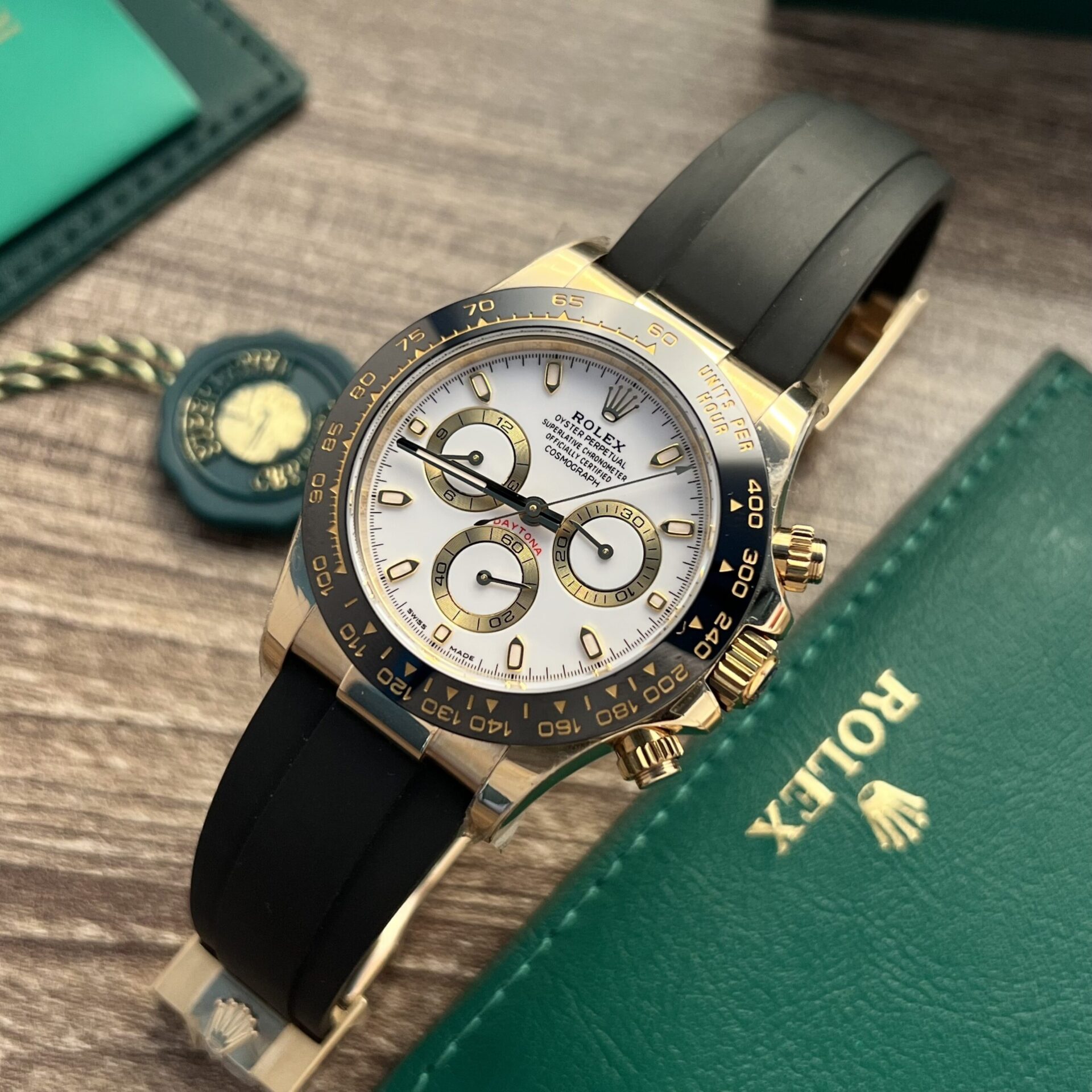 Rolex Cosmograph Daytona Replica Watch White Dial BT Factory 40mm - Soul Replicas
