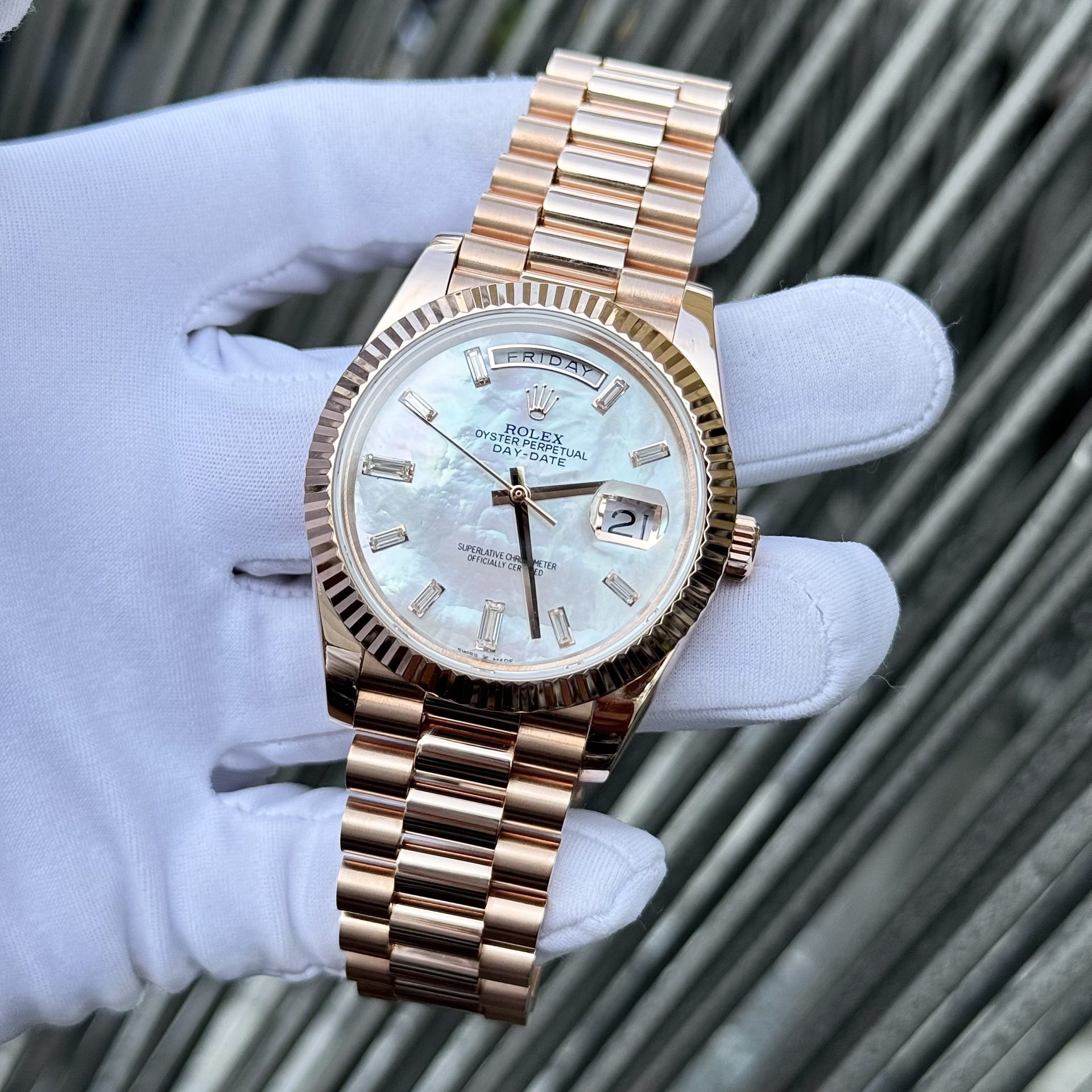 Rolex Best Fake Watch Day-Date Mother Of Pearl Dial Moissanite Gold Wrapped GM Factory 40mm - Soul Replicas
