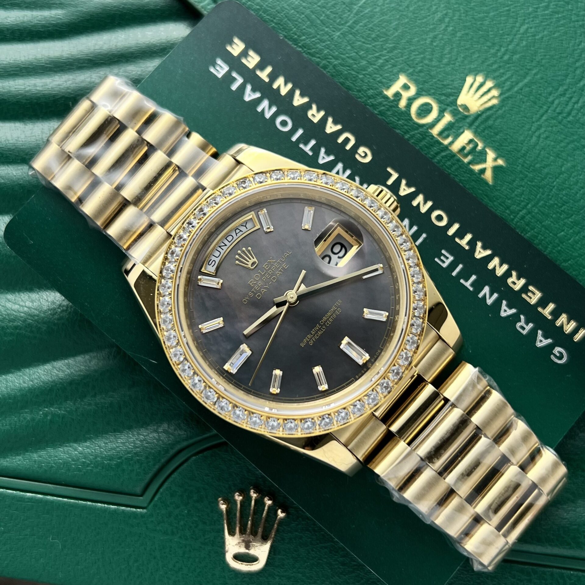 Rolex Day-Date Fake Watch Mother Of Pearl Dial President Strap 40mm - Soul Replicas