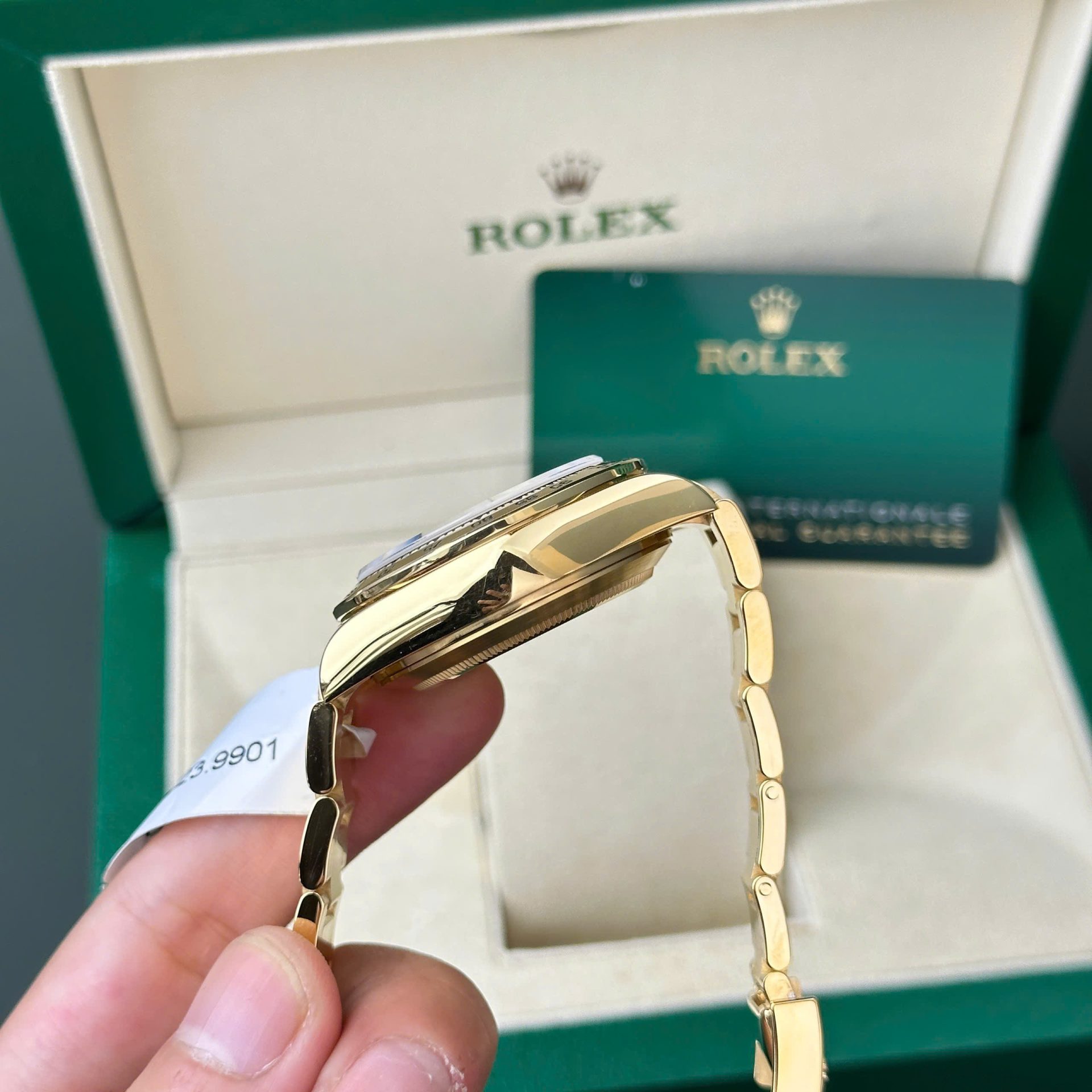 Rolex Daytona 116508 Gold Wrapped Replica 11 Watch Dial Mother Of Pearl 40mm - Soul Replicas