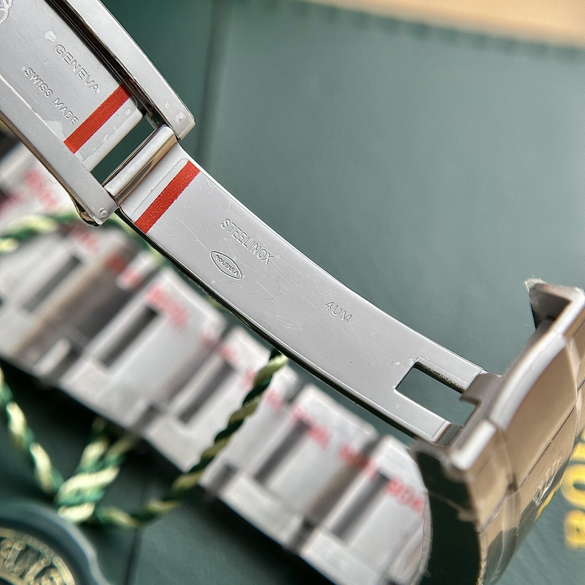 Rolex Oyster Perpetual 124300 Red Dial Oyster Strap King Factory 41mm - Soul Replicas