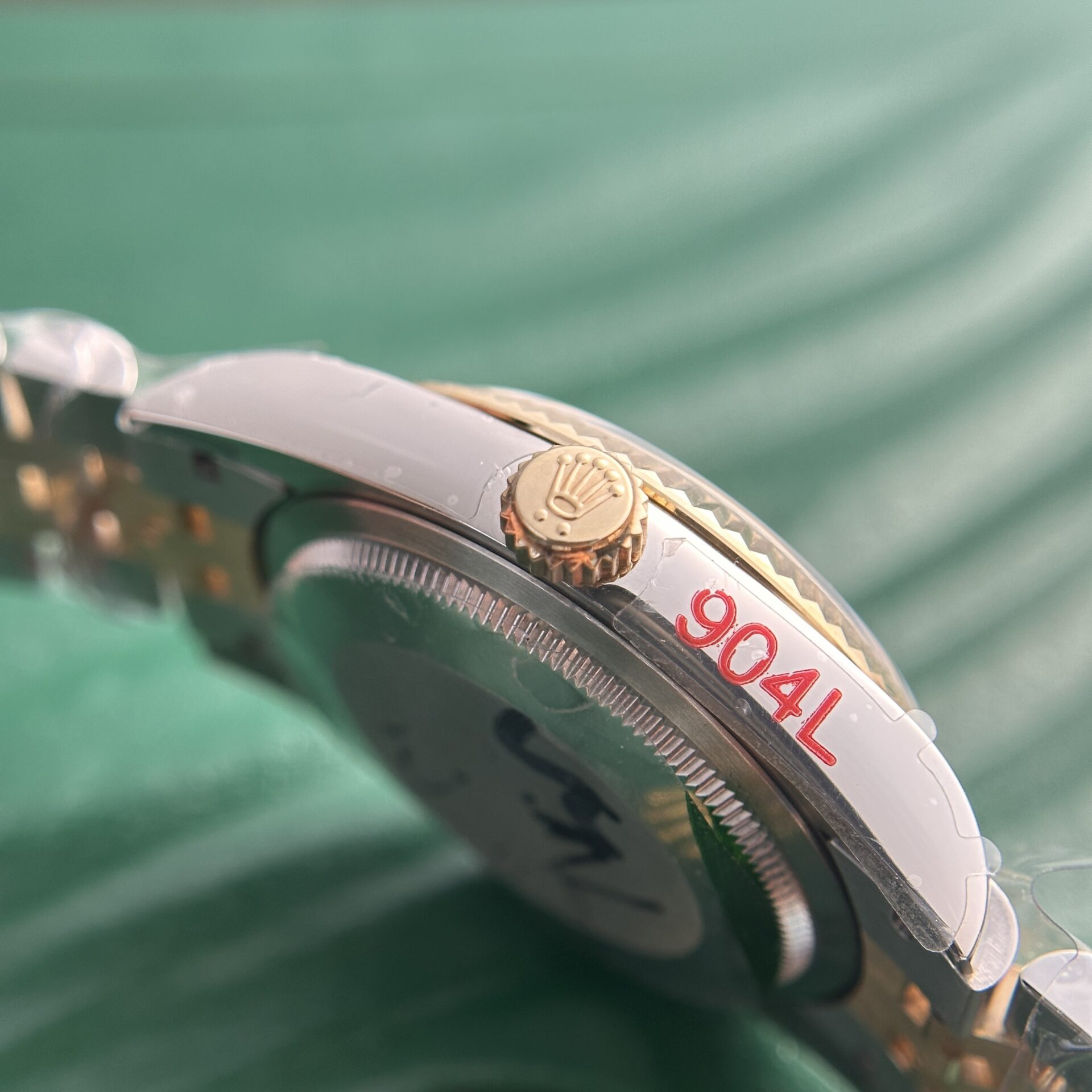 Rolex DateJust 18K Gold Wrapped Replica Watch Palm Leaf Dial GM 36mm - Soul Replicas