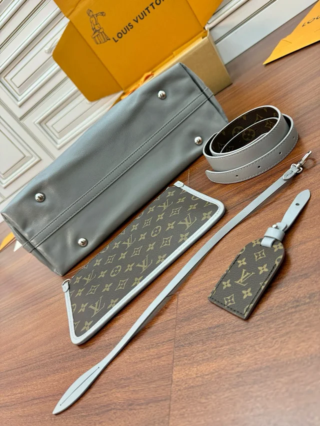 Carryall Cargo Black Knight Lambskin Tote Handbag Shoulder Bag Removable Adjustable Shoulder Strap Locomotive Chain m24861 m46203 - Soul Replicas