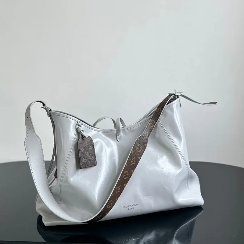 Carryall Cargo Black Knight Lambskin Tote Handbag Shoulder Bag Removable Adjustable Shoulder Strap Locomotive Chain m24861 m46203 - Soul Replicas