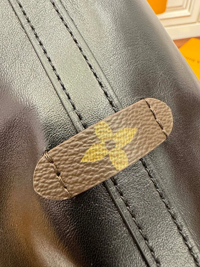 Carryall Cargo Black Knight Lambskin Tote Handbag Shoulder Bag Removable Adjustable Shoulder Strap Locomotive Chain m24861 m46203 - Soul Replicas