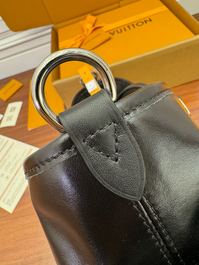 Carryall Cargo Black Knight Lambskin Tote Handbag Shoulder Bag Removable Adjustable Shoulder Strap Locomotive Chain m24861 m46203 - Soul Replicas