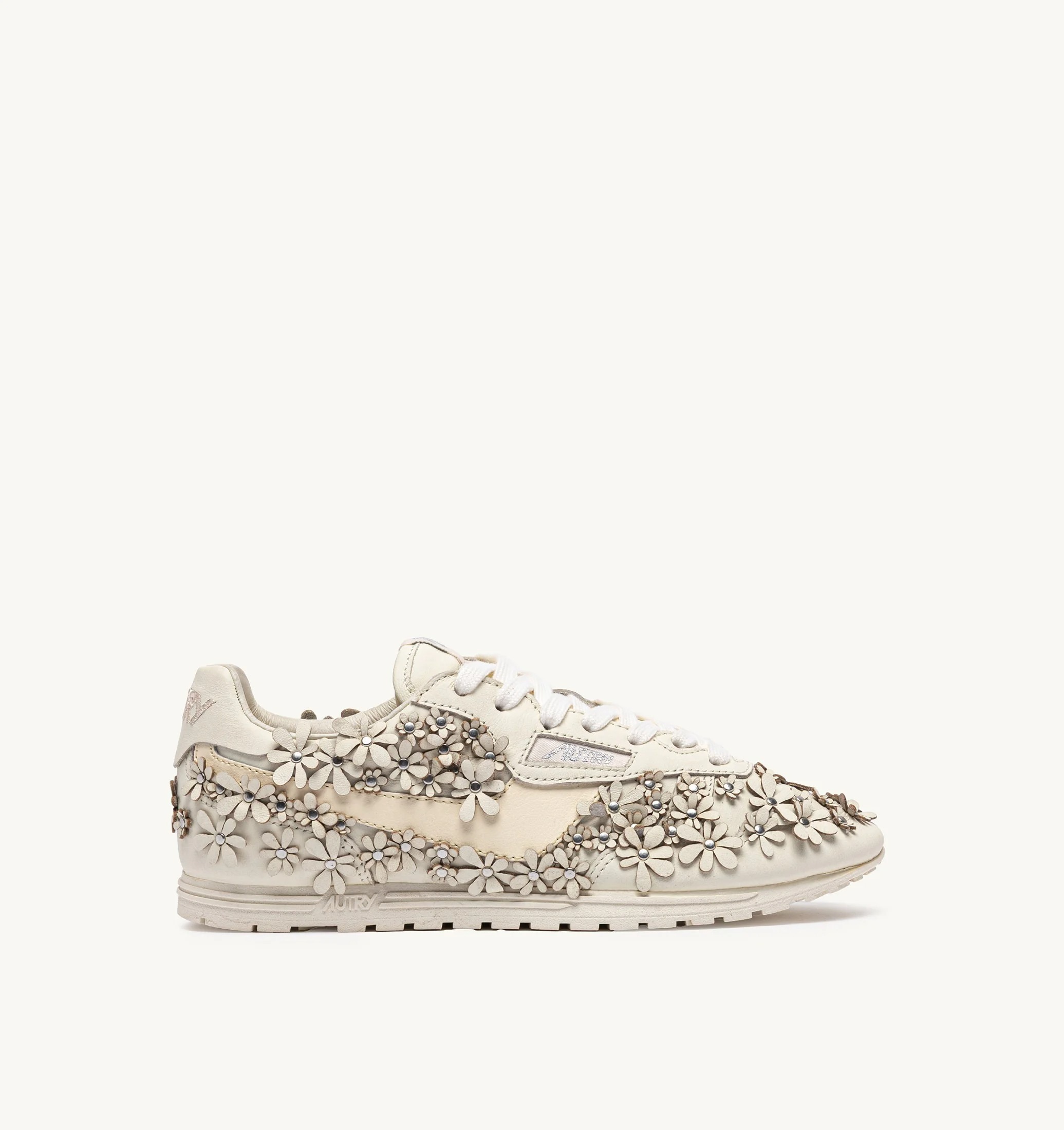 WINDSPIN FLOWERS SNEAKERS IN MARSHMALLOW LEATHER