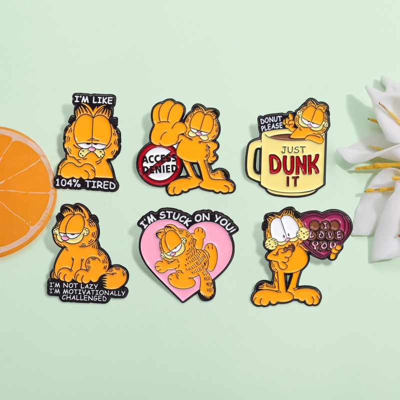 Adorable Collection of Orange Tabby & Garfield Animal-Inspired Movie & Comic Metal Brooch, Elegant Badge Lapel Pin, Unique Gift Boutonniere
