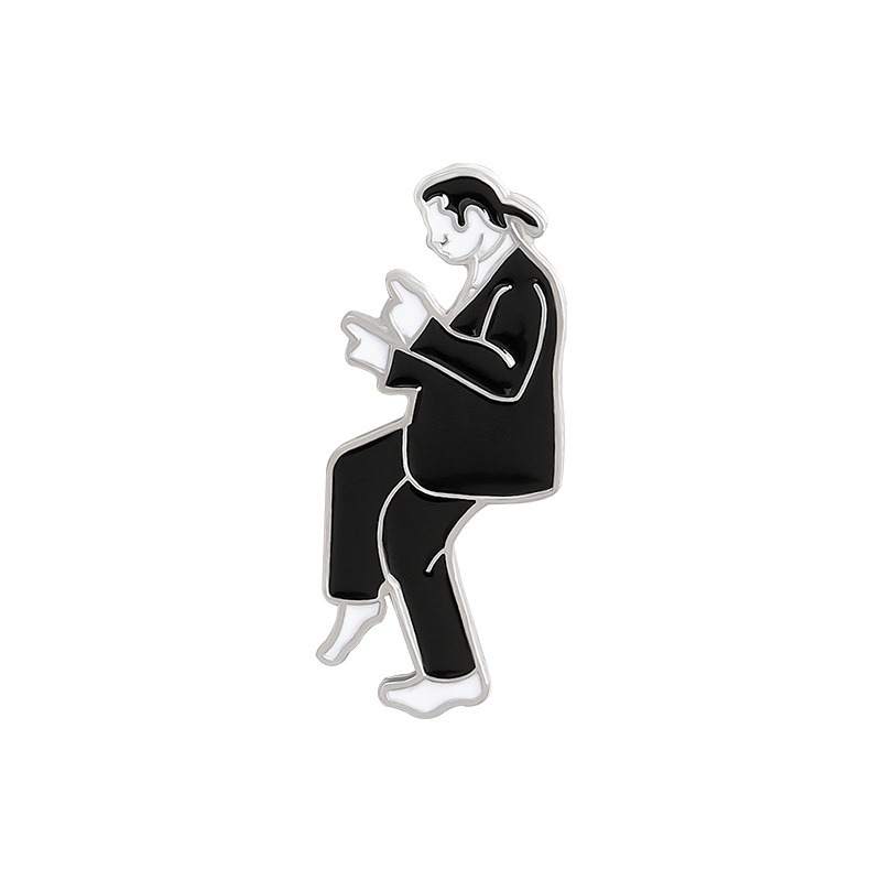 European & American Style, Pulp Fiction Character Alloy Brooch, Black & White Punk Flair, Unique Accessory Badge, Showcasing Distinctive Taste