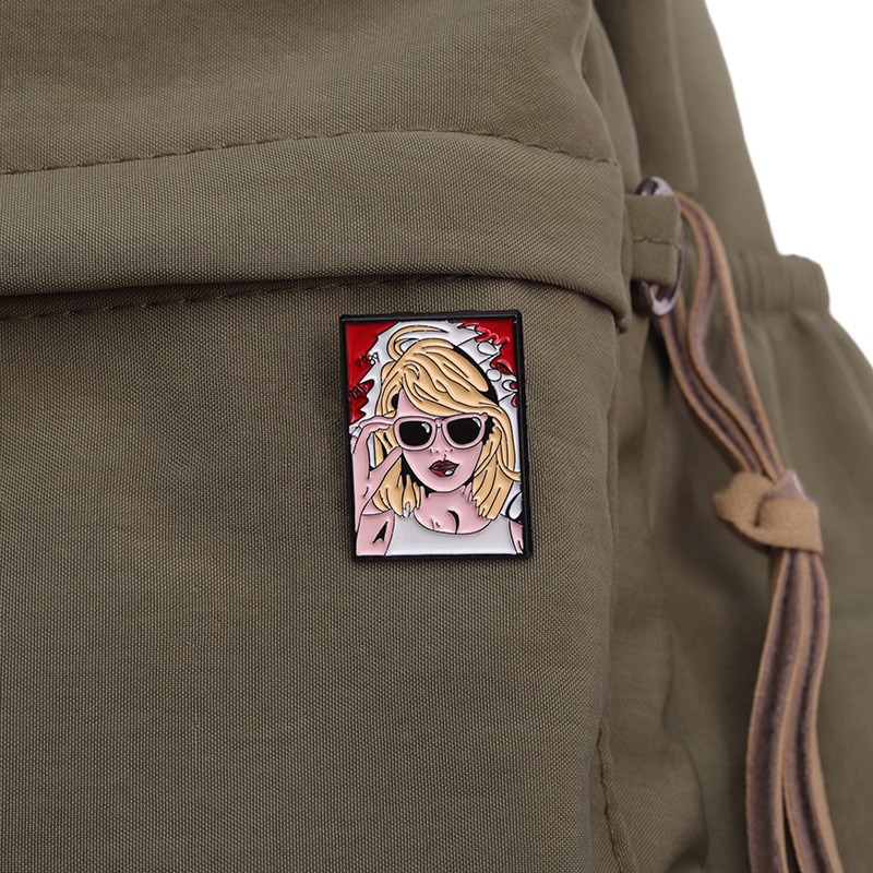 Q-Edition Fun Pin: Featuring Taylor Swift's Music Elements, Creative Cartoon Lapel Pin, Showcasing Female Celebrity Charm