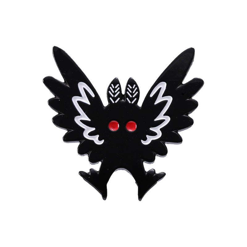 New Halloween Series Pins: Dark Bat & Red-Eyed Moth Designs, Metallic Chest Flower Decorative Brooch