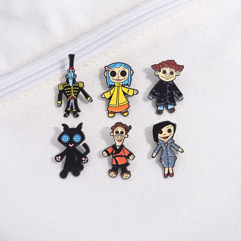 Movie & TV Peripheral Alloy Souvenir Pin: Horror Escape Room Theme, Unique Doll-like Cat Character Lapel Pin, Distinctive Small Gift