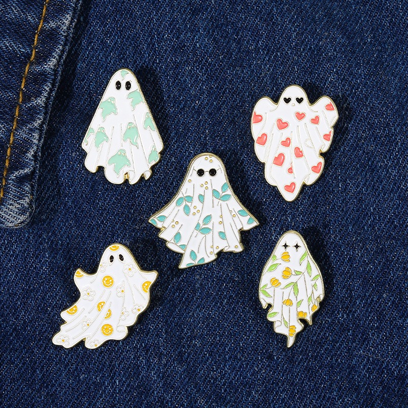 Maple Leaf Ghost Halloween Horror Monster Theme Metal Badge Brooch Plating & Baking Paint Factory Direct Wholesale Clothing Accessories