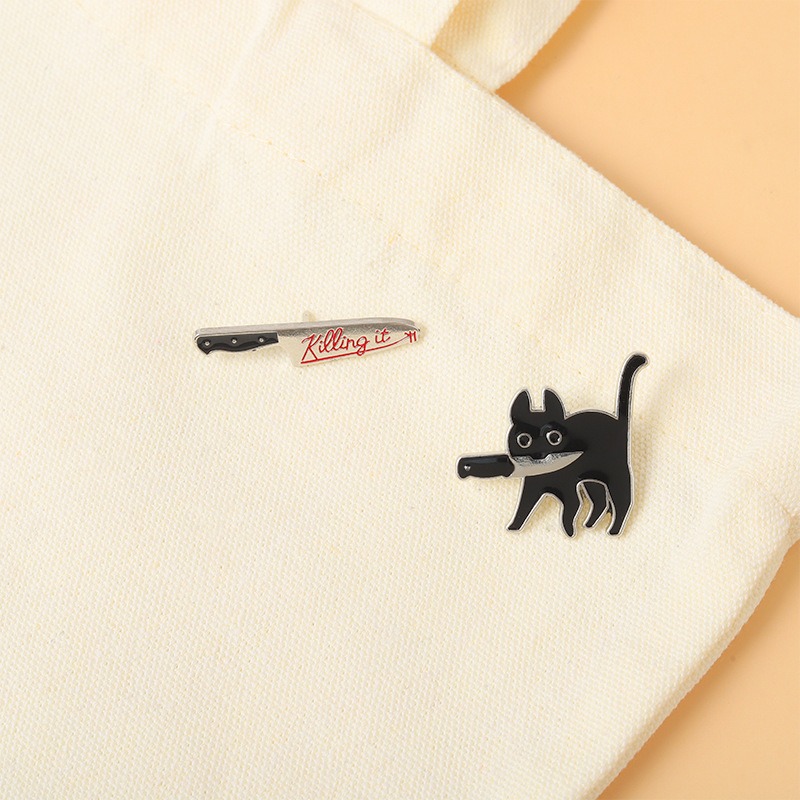 Cartoon Cat Holding a Knife Design Metal Enamel Pin Badge, Unique Personalized Small Knife Dark Style Lapel Pin Accessory Badge