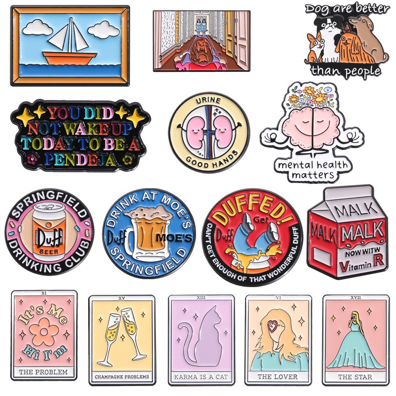 Classic Vintage ChanelInspired Pearl Necklace Essential Accessory Highlighting Elegant Feminine Charm