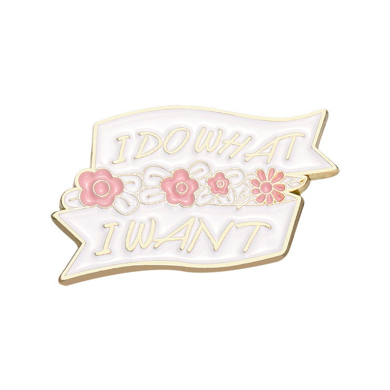 Hot-selling Cartoon Love Heart Earth Cute Milk Carton Design Multi-style Combination Cartoon Metal Pin Badges