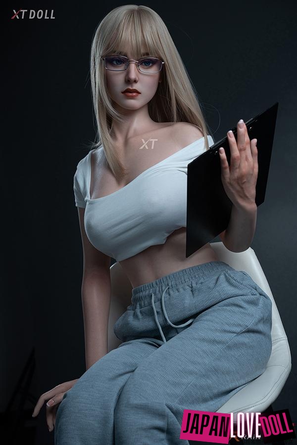 XT DOLL 163cm Fカップ Irinaヘッド 軽量化ボディ ラブドール - JapanLoveDoll