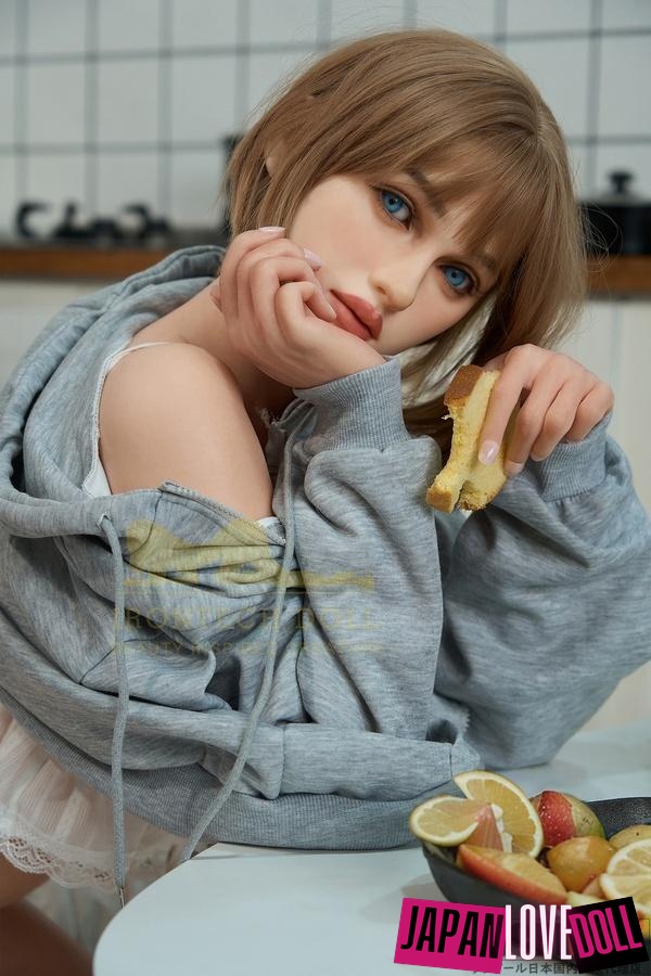 Irontech Doll 166cm Cカップ S45ヘッド ラブドール - JapanLoveDoll
