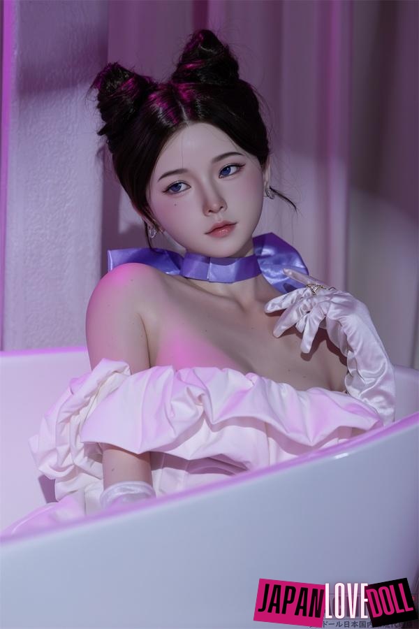 Real Girl 157cm Cカップ R117頭部 掲載画像はラブドール ヘッドとボディは選択可 メイク選択可能 - JapanLoveDoll