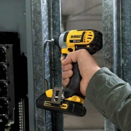 DEWALT EL MEJOR KIT COMBINADO INALÁMBRICO DE IONES DE LITIO DE 20 VOLTIOS MÁXIMOS (24 HERRAMIENTAS)