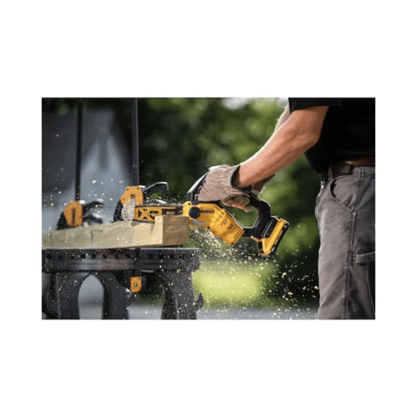 Motosierra 8′′ 20V Brushless (sin bateria) DeWALT DCCS623B