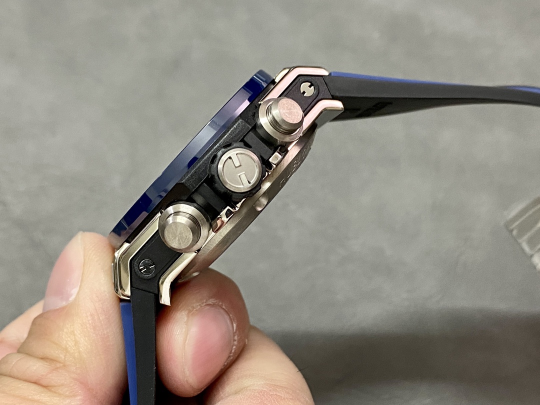 Hublot Big Bang 421.NL.5170.RX 42 mm Mens