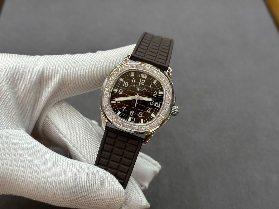 Replica Patek Philippe Aquanaut 5067A 023 Watch For Sale