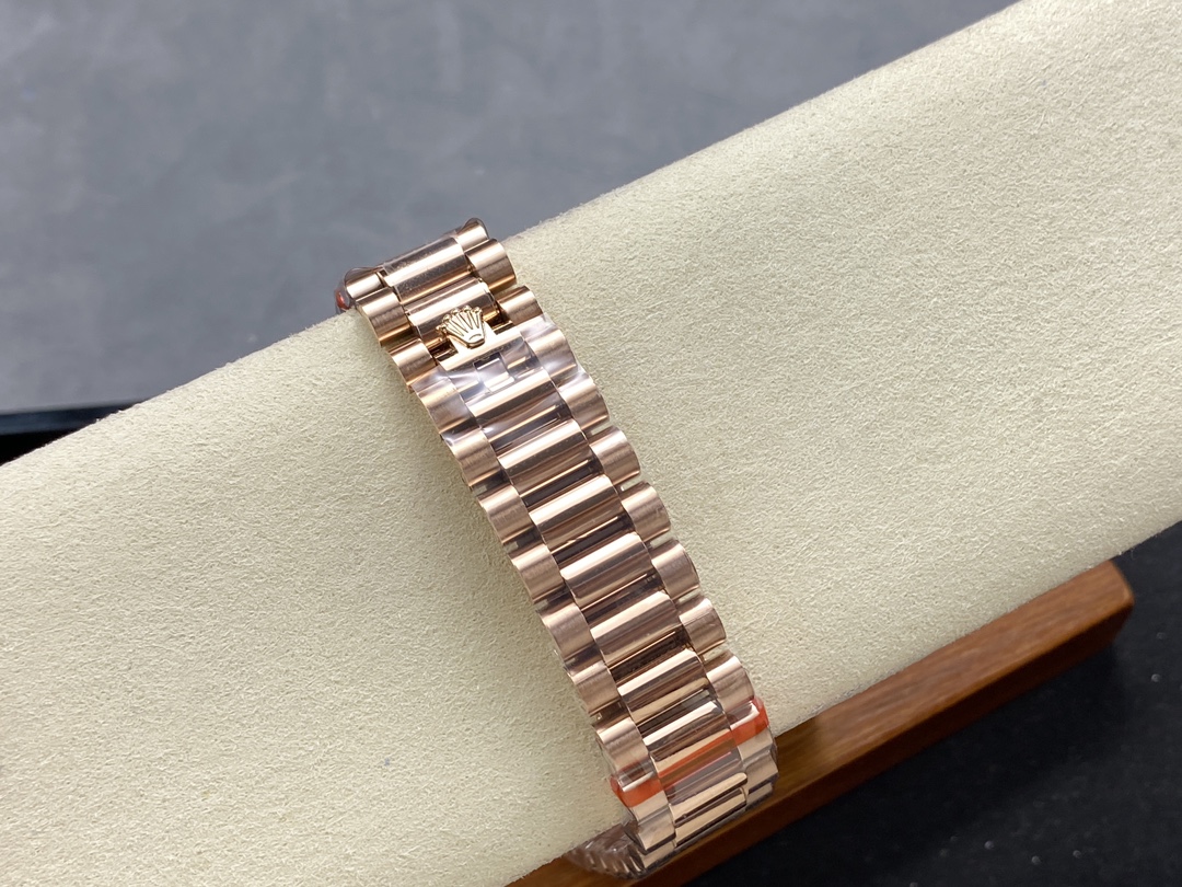 Rolex Day-Date 128345RBR White Dial Everose Gold 36MM Unisex Replica Watch